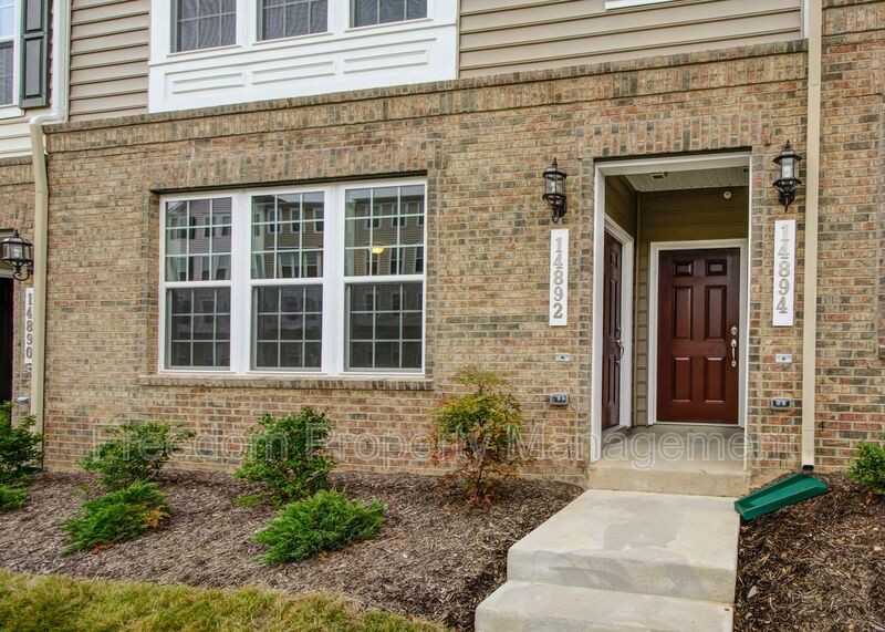 14894 Mason Creek Circle - Photo 2 of 25