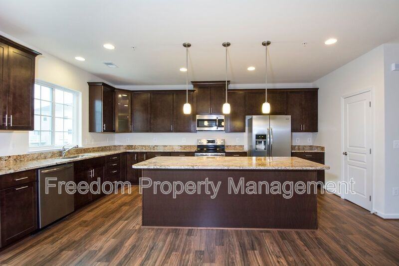 14894 Mason Creek Circle - Photo 7 of 25