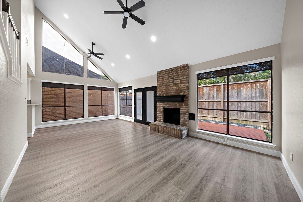1631 Gingerleaf Ln - Photo 2 of 3