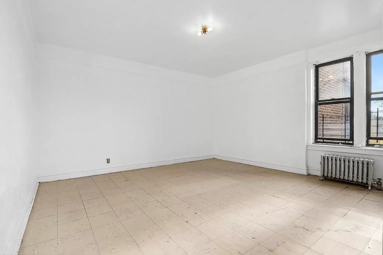 789 Macdonough St #4G - Photo 3 of 6