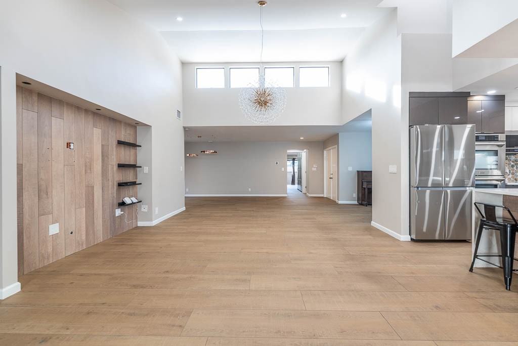 6876 Palmar Ct - Photo 4 of 47