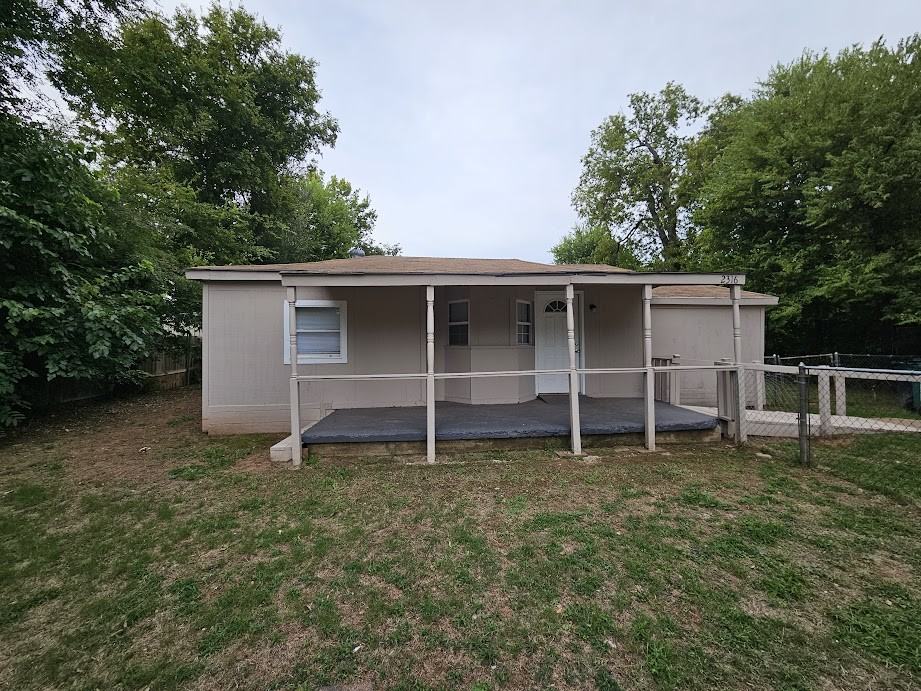 2316 Se 11th St - Photo 2 of 13