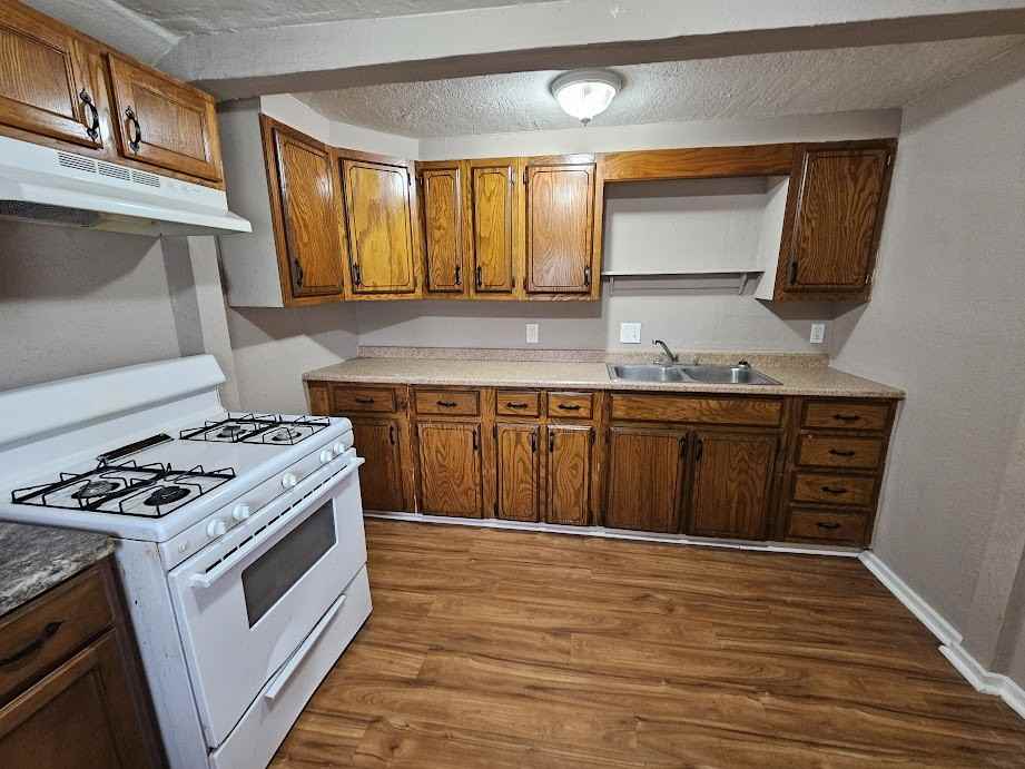 2316 Se 11th St - Photo 3 of 13