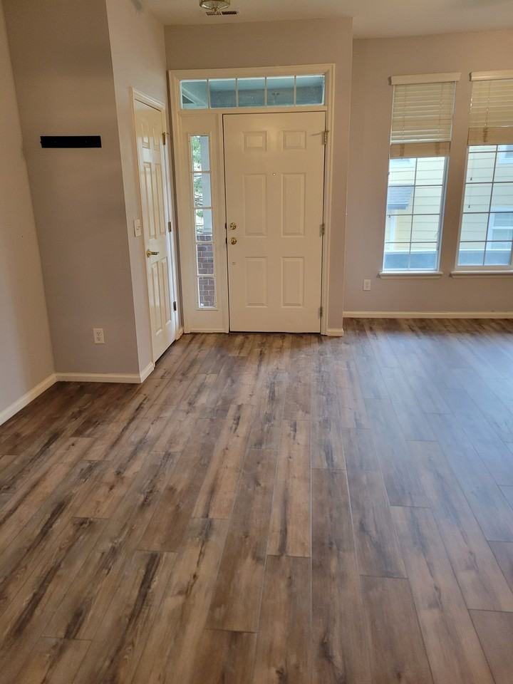2855 Rock Creek Cir #206 - Photo 5 of 16