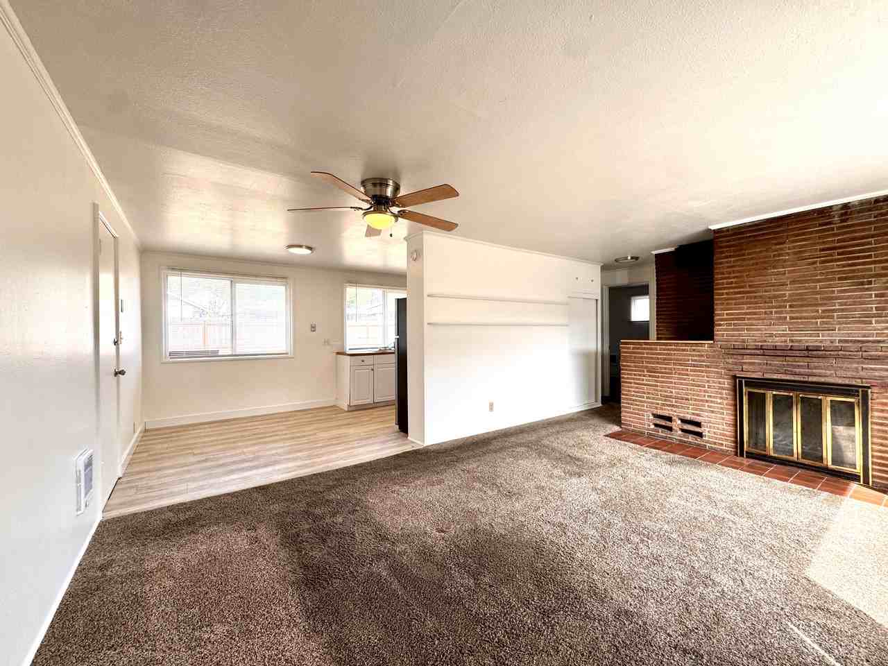 606 W Cedar St - Photo 2 of 13