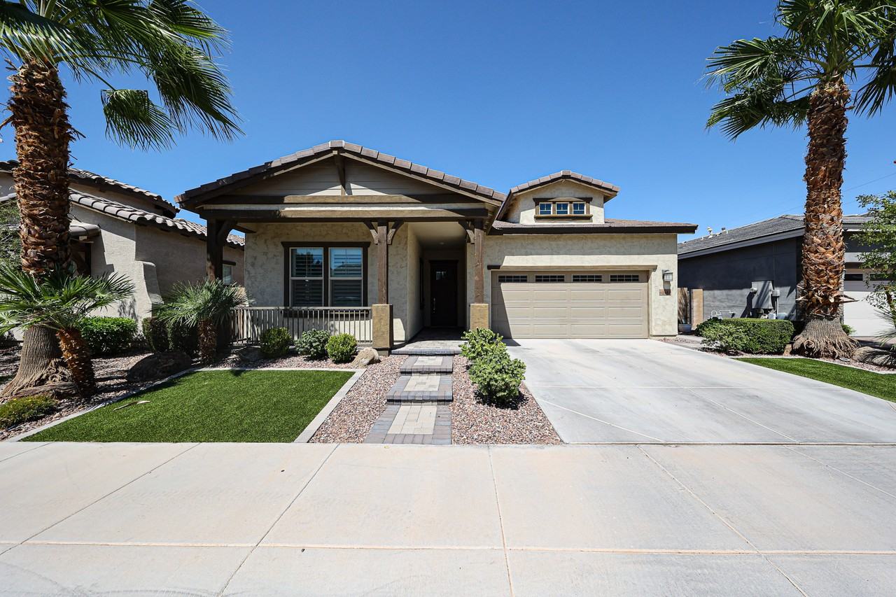 248 E Desert Broom Dr - Photo 3 of 36