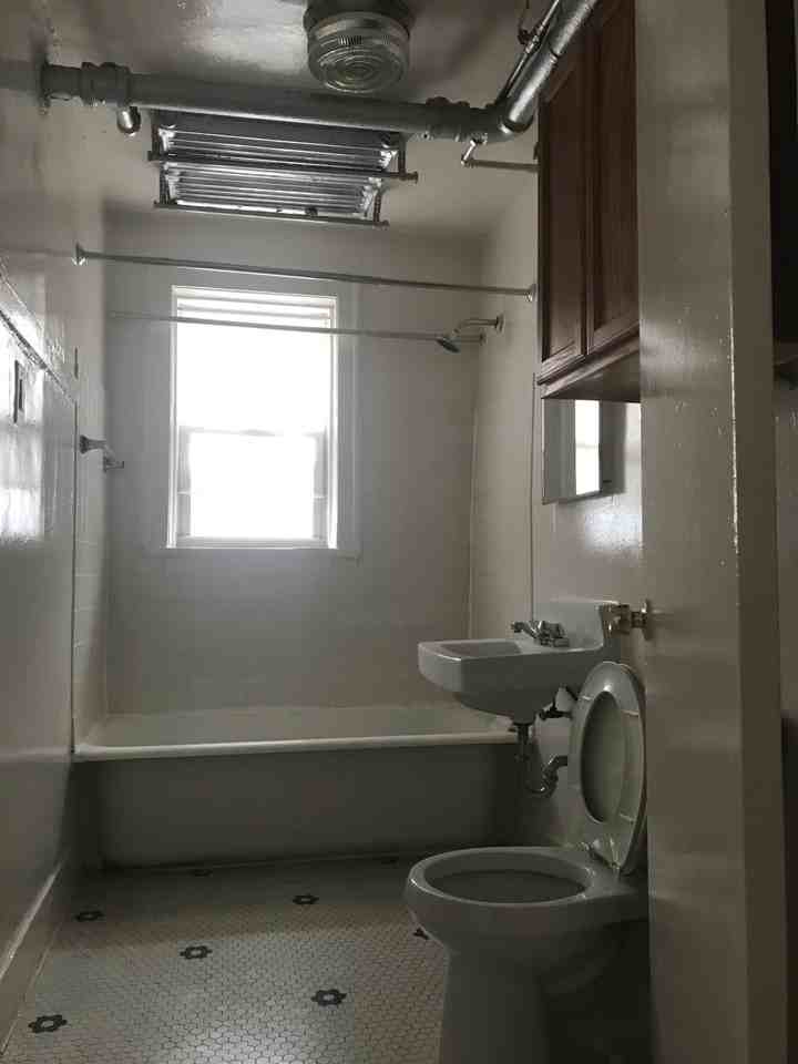 9000 S Aberdeen St #B - Photo 2 of 6