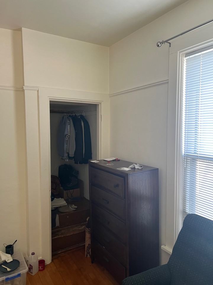 407 Wisconsin Ave #1C2 - Photo 4 of 15