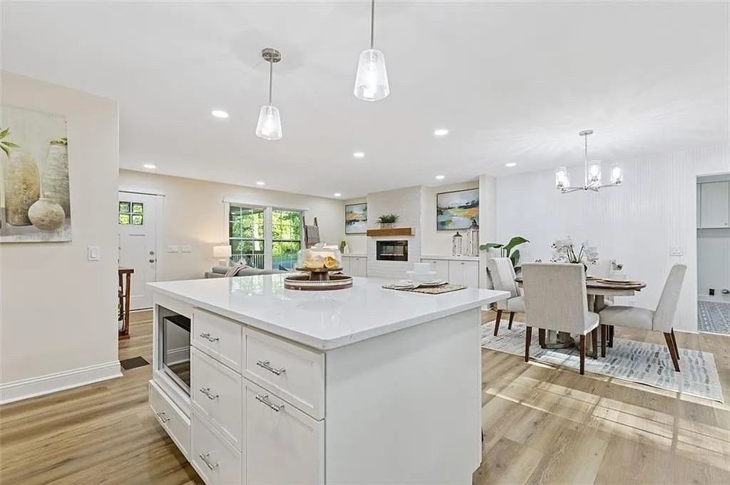 2856 Bay Leaf Dr Se - Photo 3 of 31