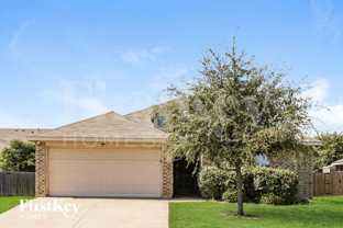 949 Abigale Ln - Photo 1 of 1