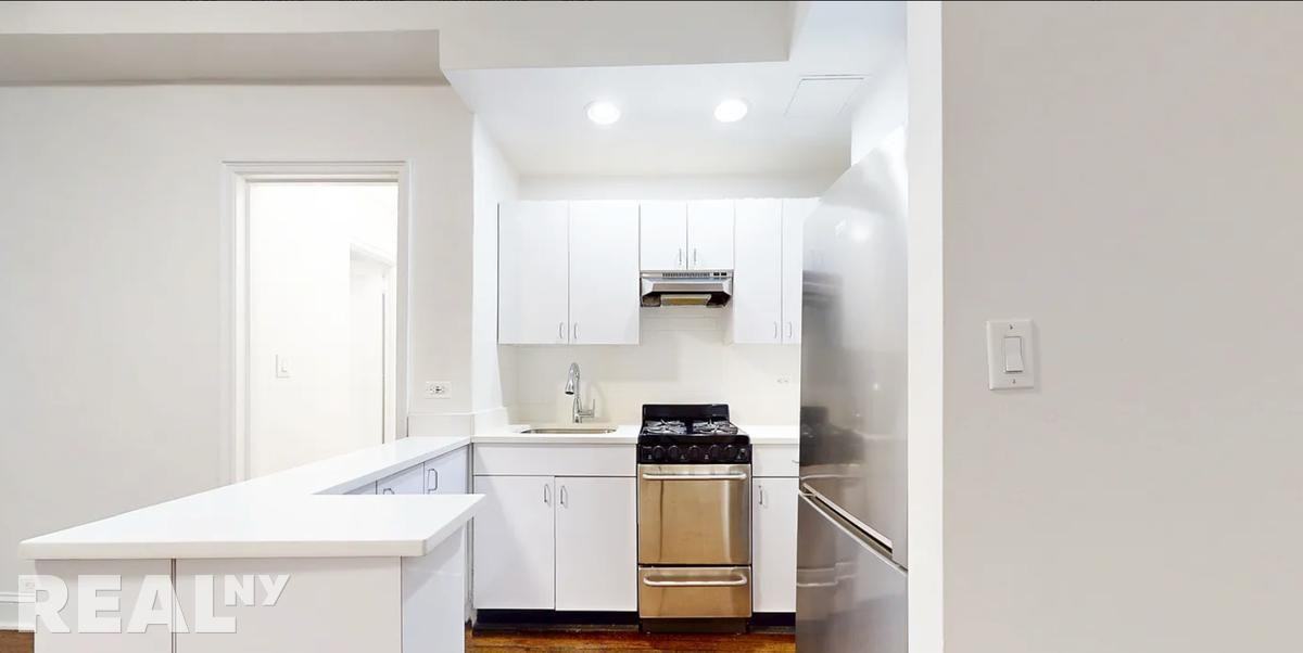 East 46th Street #1S - Photo 3 of 3