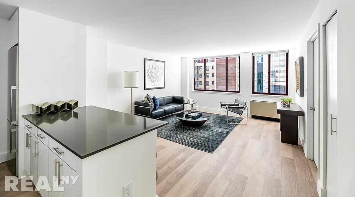 West 35th Street #8C - Photo 2 of 3