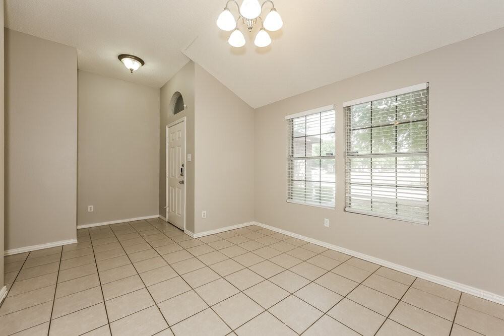 321 Taylor St - Photo 6 of 16