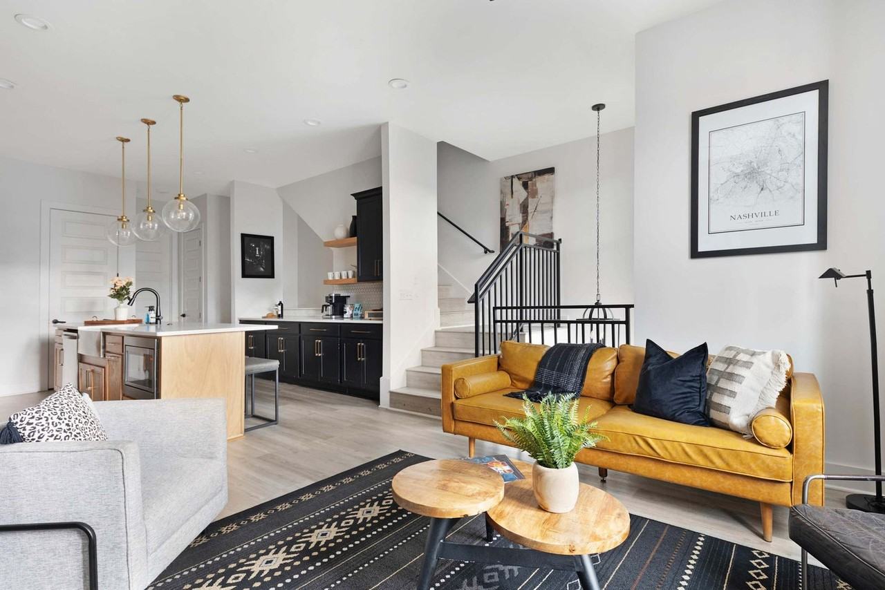 915 Ramsey Street - Photo 4 of 58