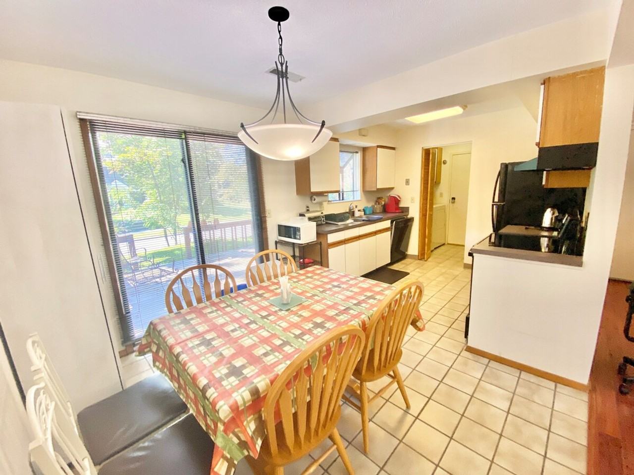 1469 Rydalmount Rd #1061219P - Photo 6 of 40