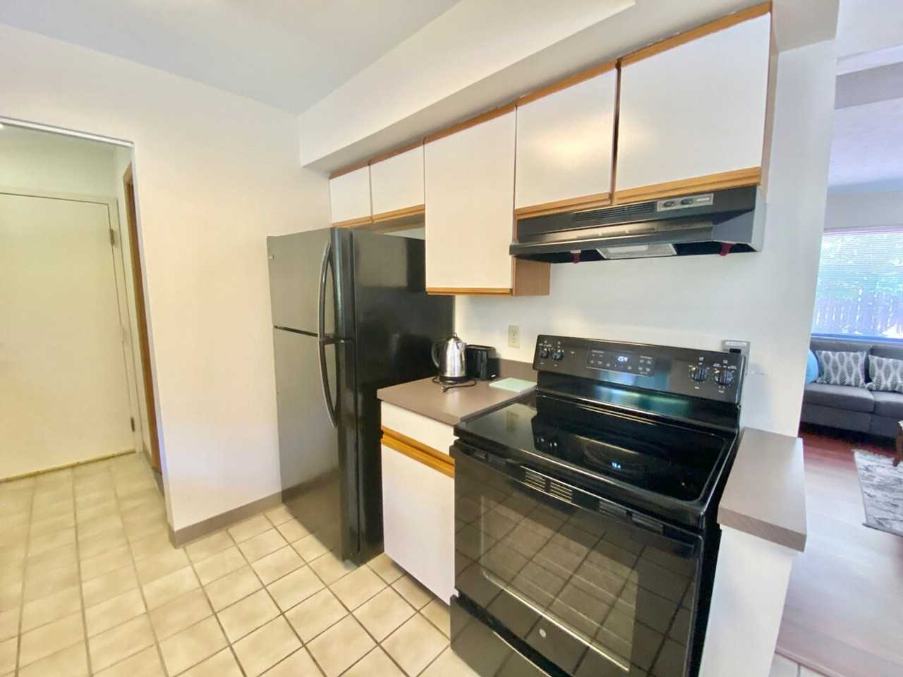 1469 Rydalmount Rd #1061219P - Photo 7 of 40