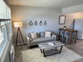 826 W Weiland Ave - Photo 1 of 1