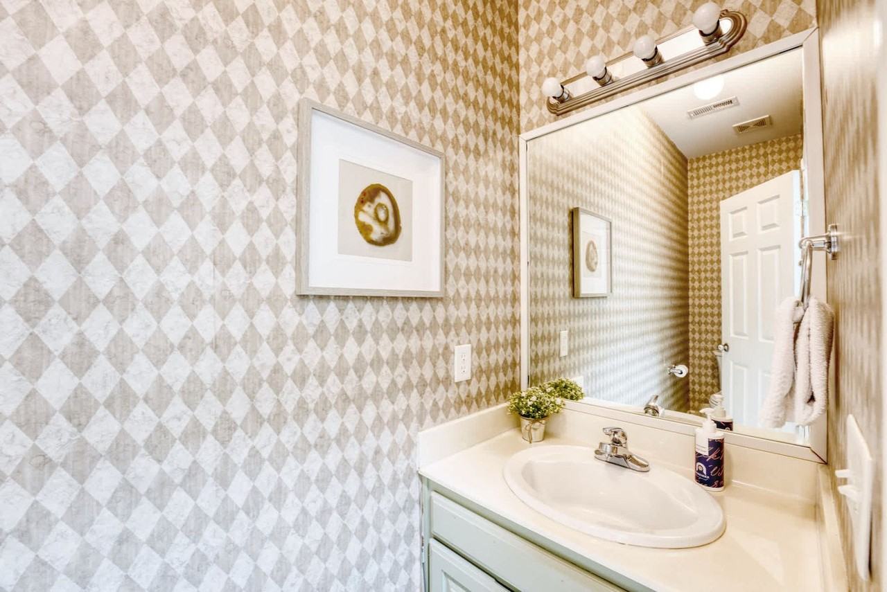 1517 Nw Belle Royal Ct #1297037P - Photo 5 of 31