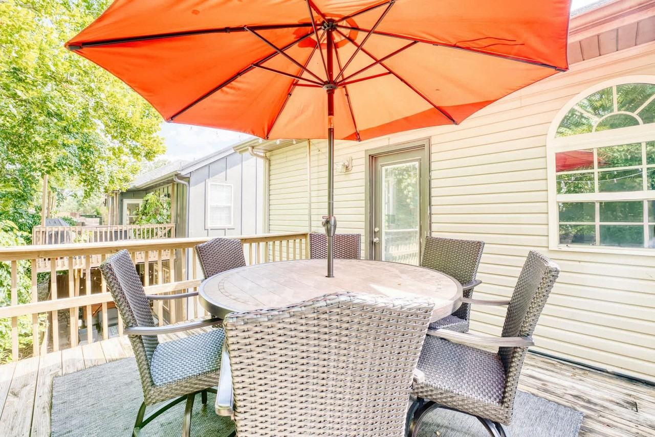 1517 Nw Belle Royal Ct #1297037P - Photo 3 of 31