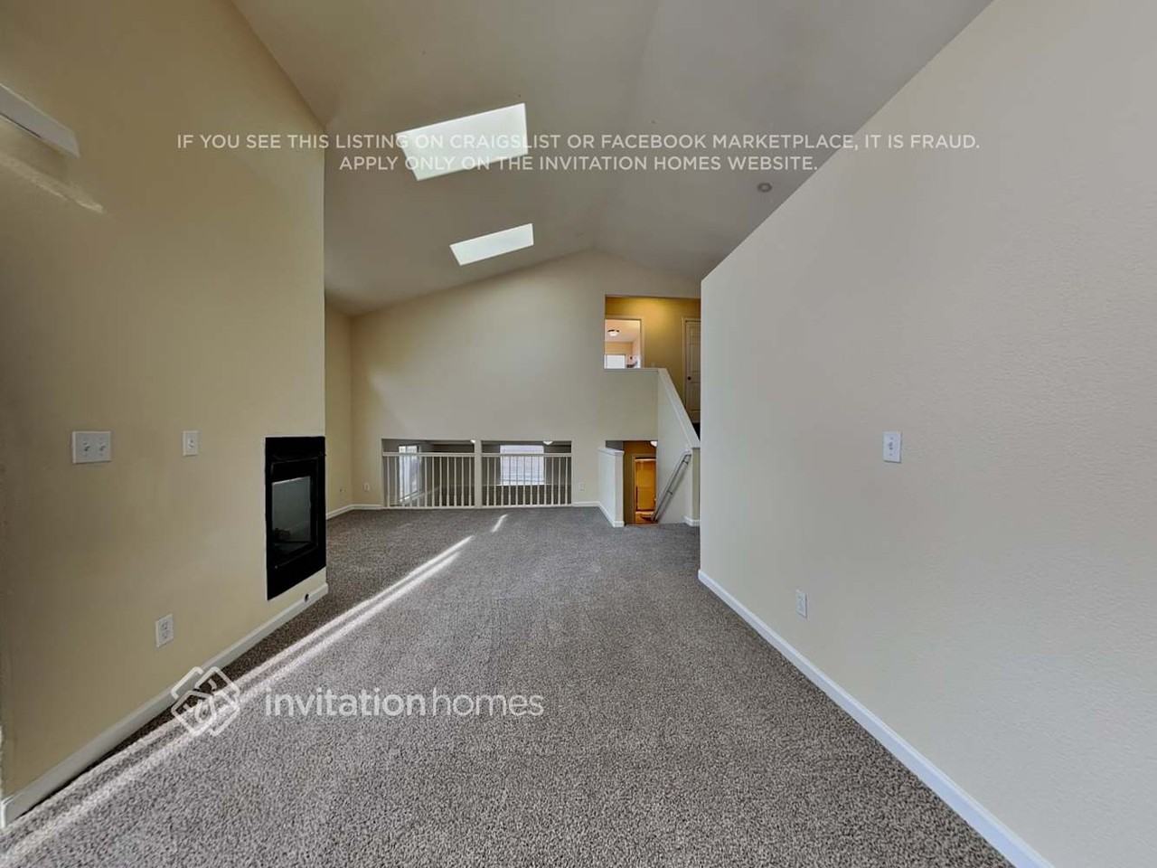 19401 E 45th Ave - Photo 7 of 24