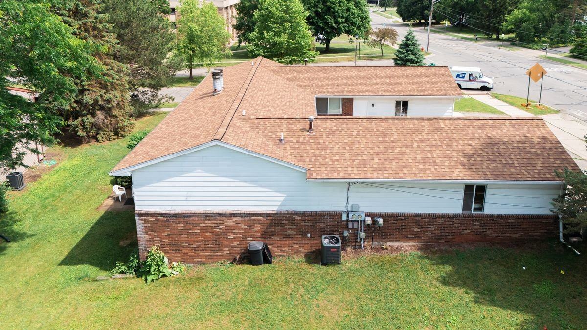 1715 N Hagadorn Rd - Photo 3 of 19