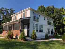 100 Lincoln Ave - Photo 1 of 1