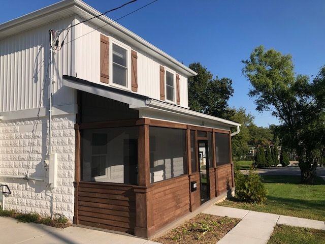 100 Lincoln Ave - Photo 3 of 27