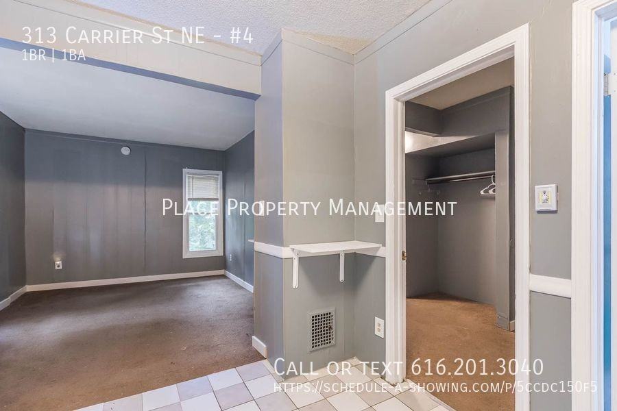 313 Carrier St Ne #4 - Photo 3 of 9