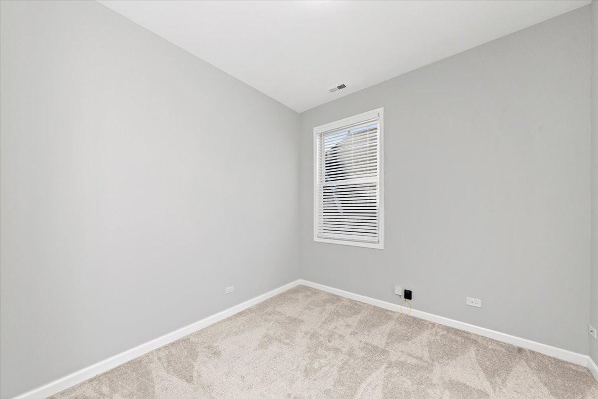 2020 W Pierce Ave #77 - Photo 5 of 10