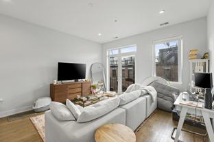 2217 W Madison St #407 - Photo 1 of 1