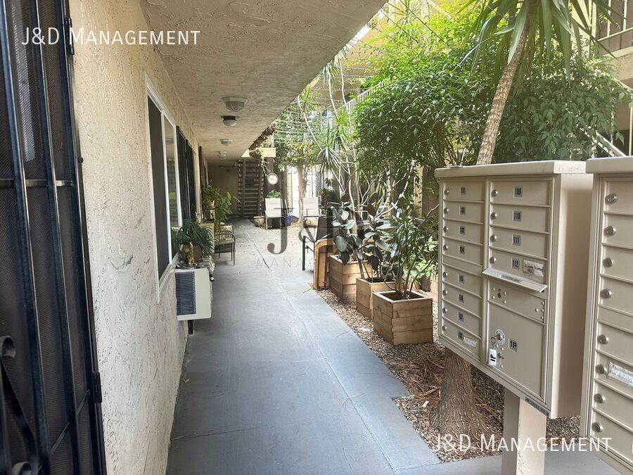 4260 44th Street #221 - Photo 3 of 15