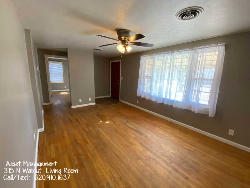 315 N Walnut St - Photo 3 of 18