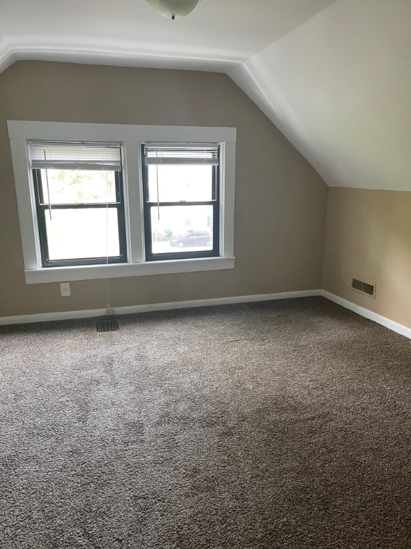 225 Emming St #2 - Photo 2 of 9