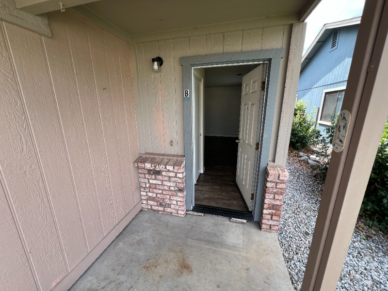 2510 Jason Ct #B - Photo 2 of 17