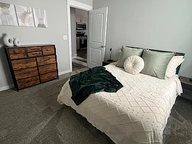 418 West 18th Street - Photo 2 of 9