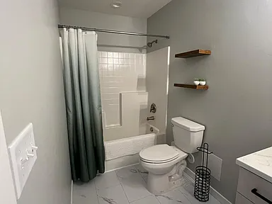 418 West 18th Street - Photo 5 of 9