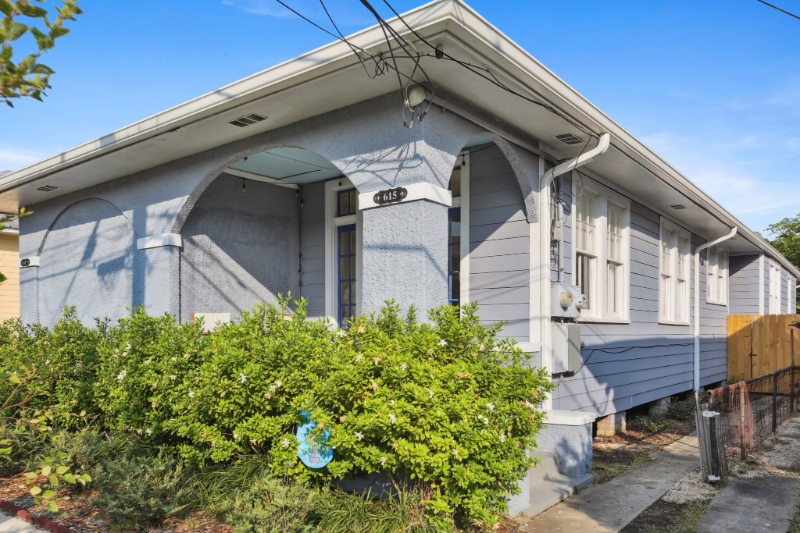 615 S Hennessey St - Photo 2 of 15