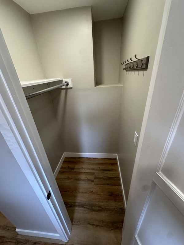 9504 Poole St - Photo 3 of 26