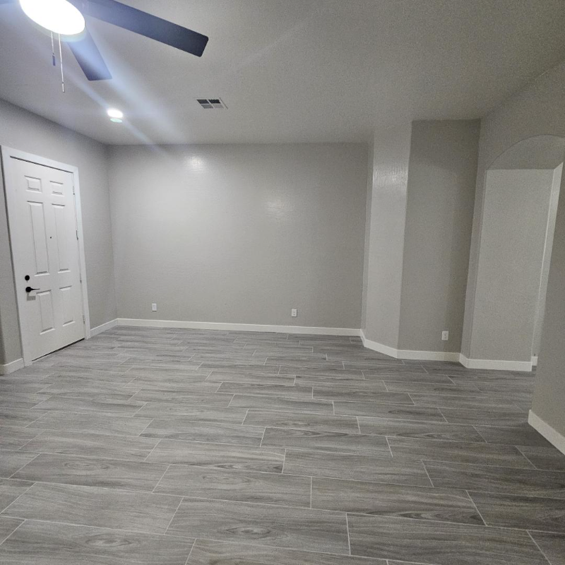 6606 S 50th Ave - Photo 2 of 50