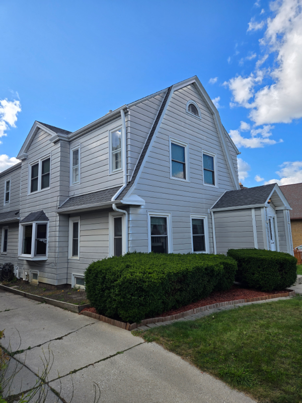 2913 N 55th St - Photo 2 of 16