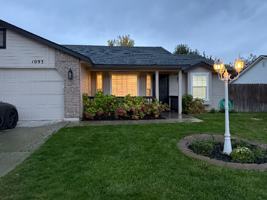 featured image of 1093 W Waltman Dr