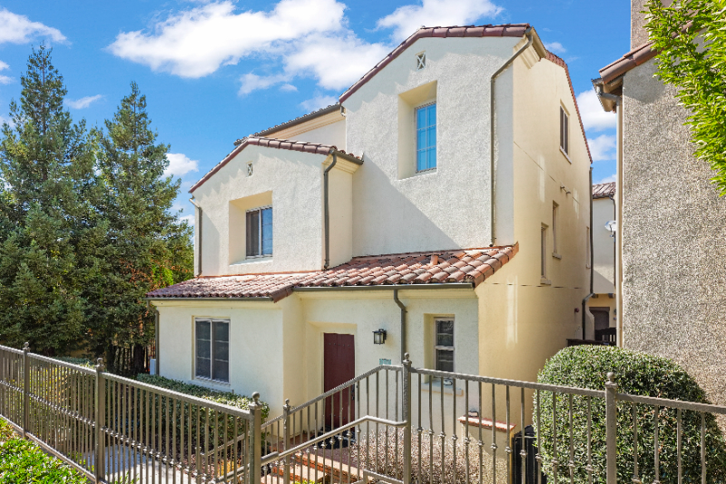 599 Ginkgo Ter - Photo 2 of 19