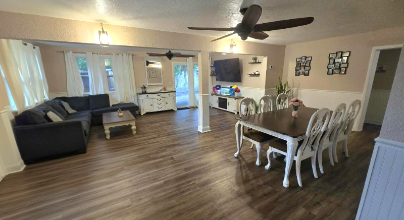 1610 Valencia St - Photo 3 of 11