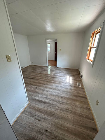 111 Bowery St - Photo 2 of 7