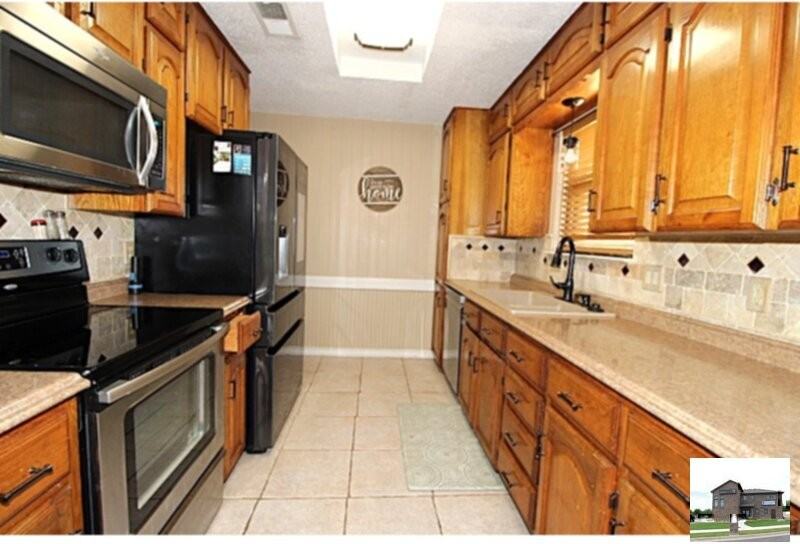 1110 Timmons Dr - Photo 7 of 18