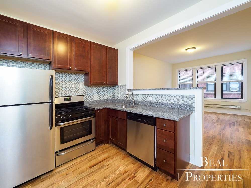 4405 N Wolcott Ave - Photo 4 of 6