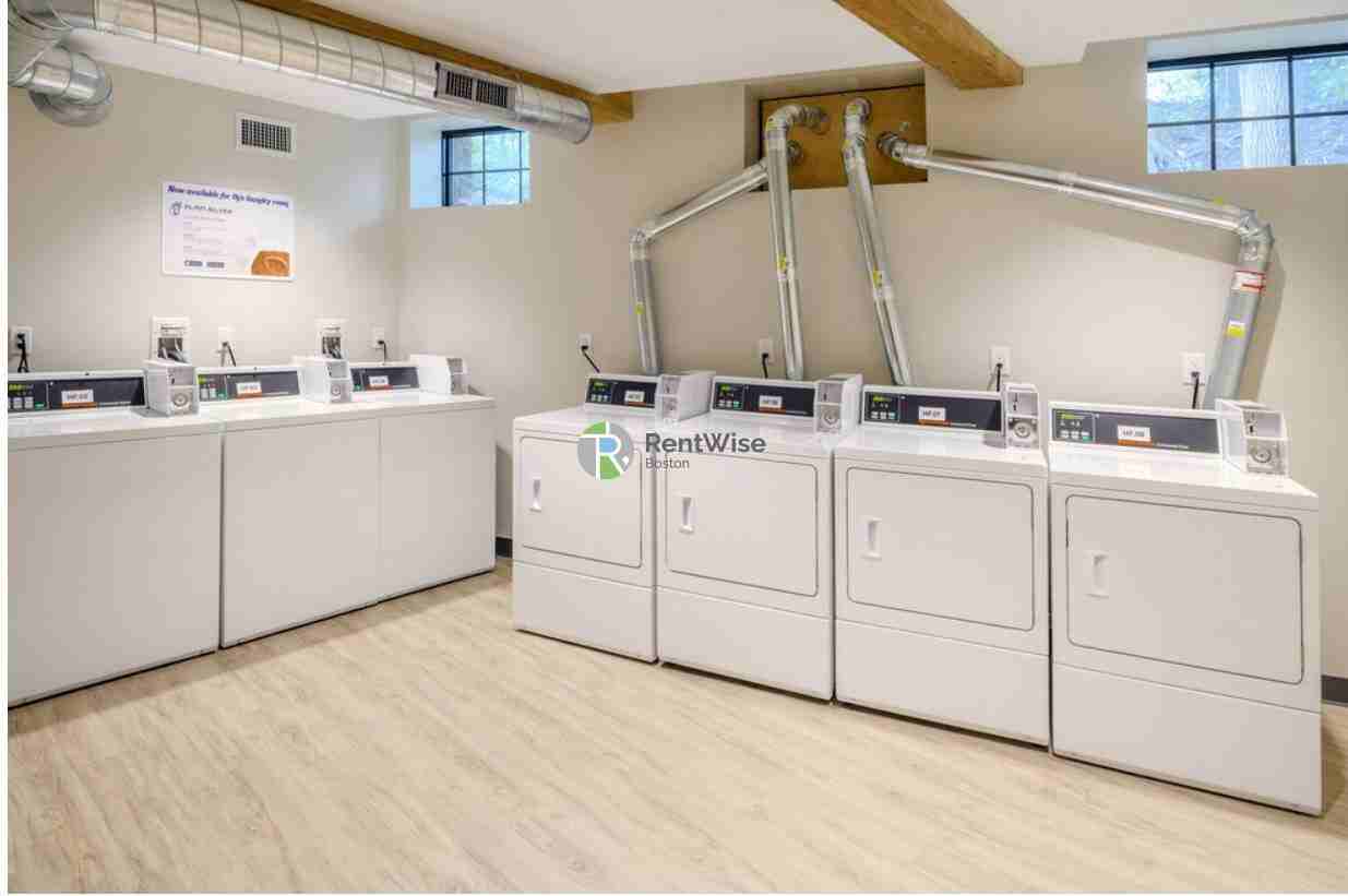 129 Guild St #105 - Photo 4 of 5