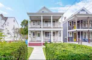 featured image of 115 Woodlawn Ave #2