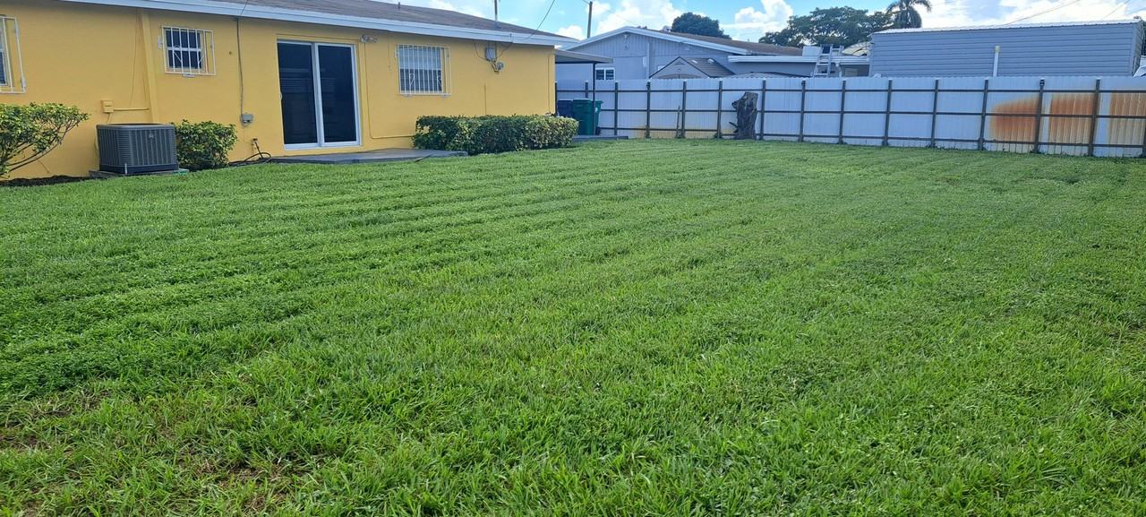 4935 Nw 182nd St #NA - Photo 5 of 18