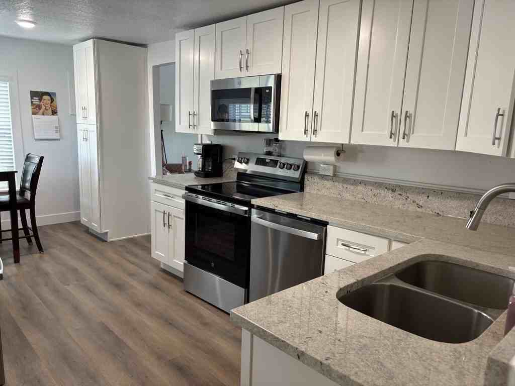 916 Cedar Ave #NA - Photo 2 of 12